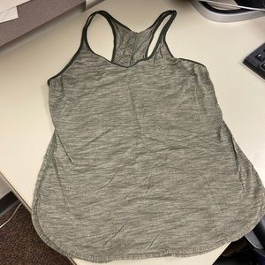 LULULEMON Women’s Olive Heather Tank Thin Size 4 Cute Straps Shirred Back detail